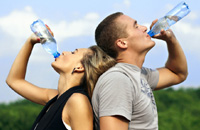 健康出游喝水法